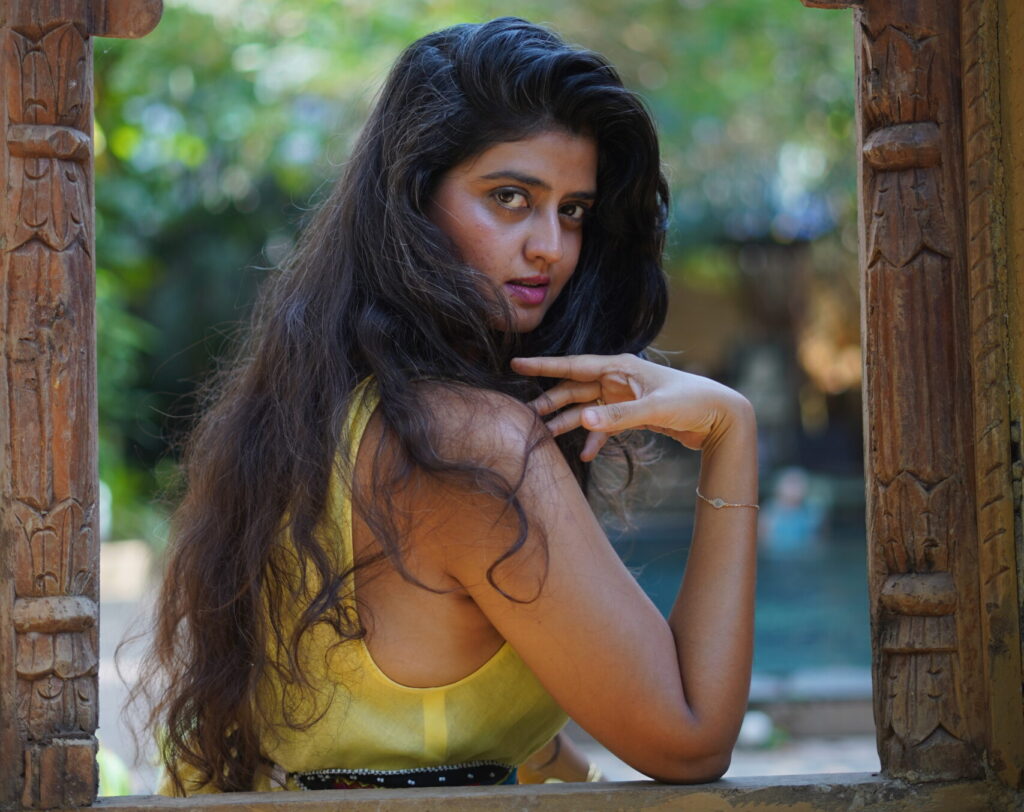 holistic healing yoga by mayoori